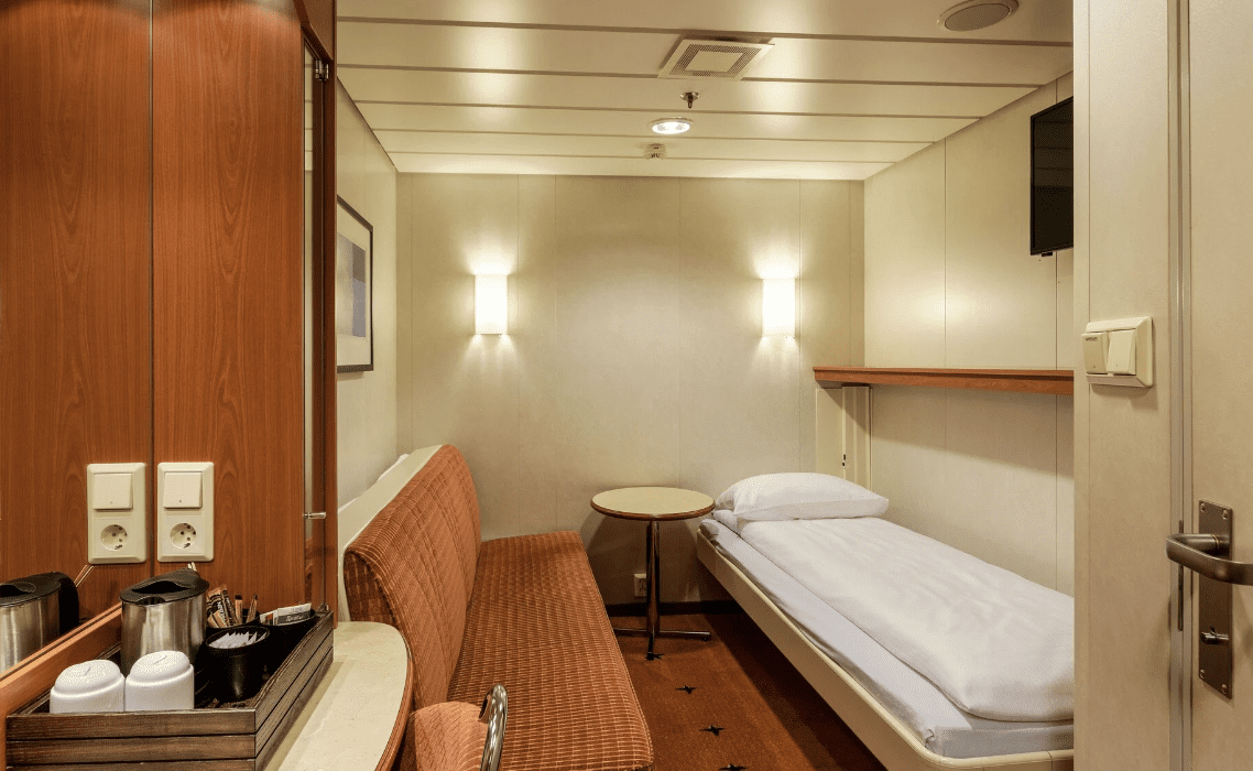 Swan Hellenic's Diana Jr Suite